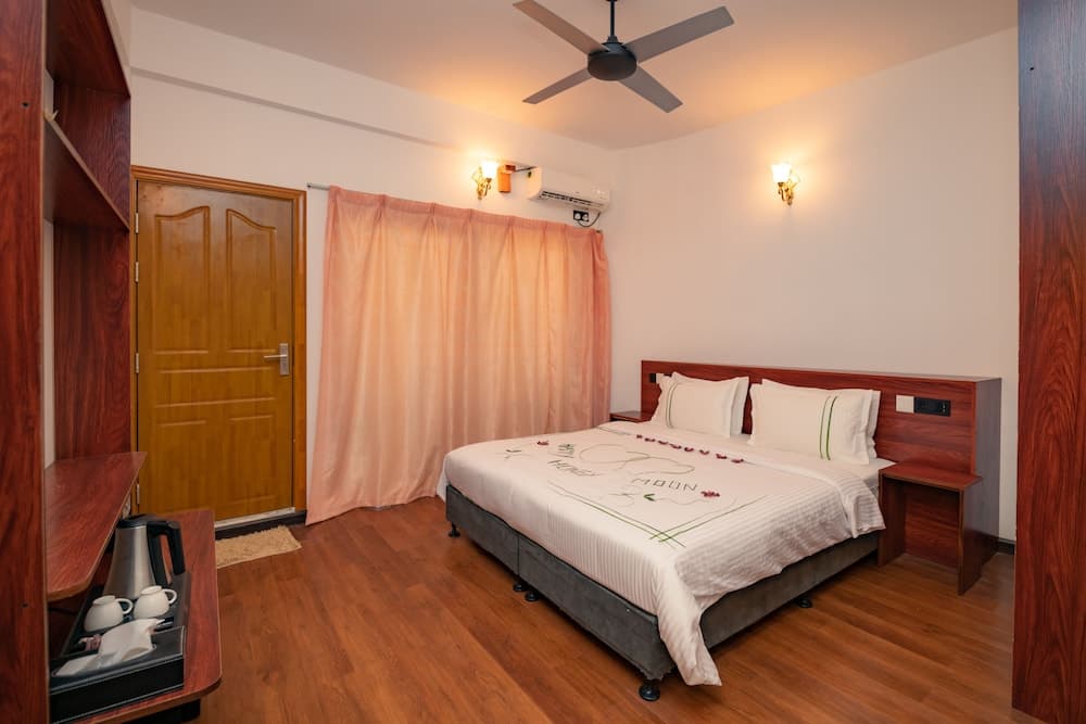 Gaafaru View Inn - View 9