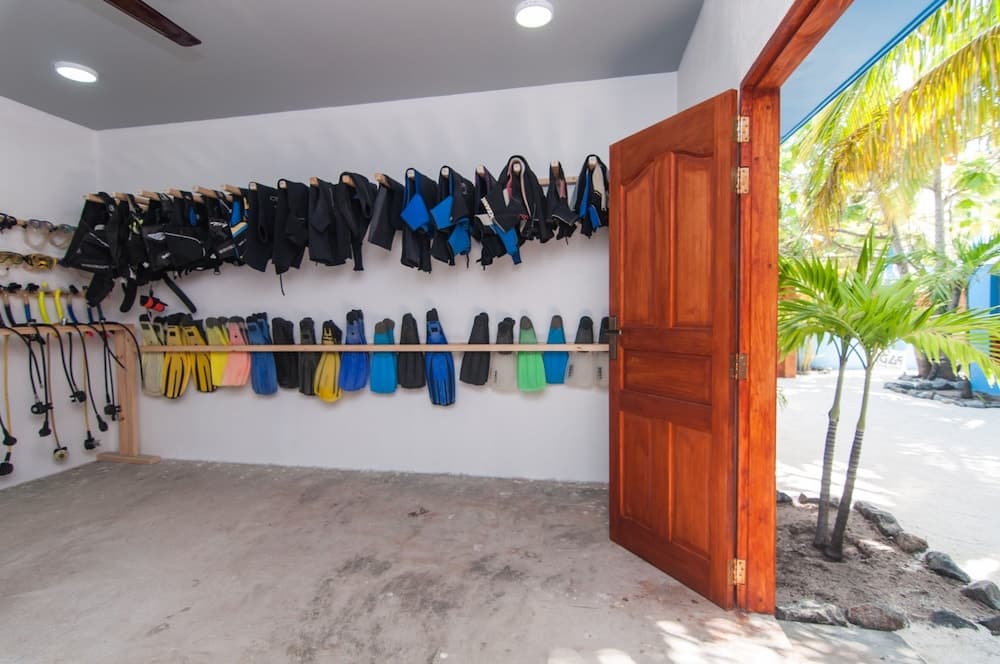 South Ari Dive Center - View 4