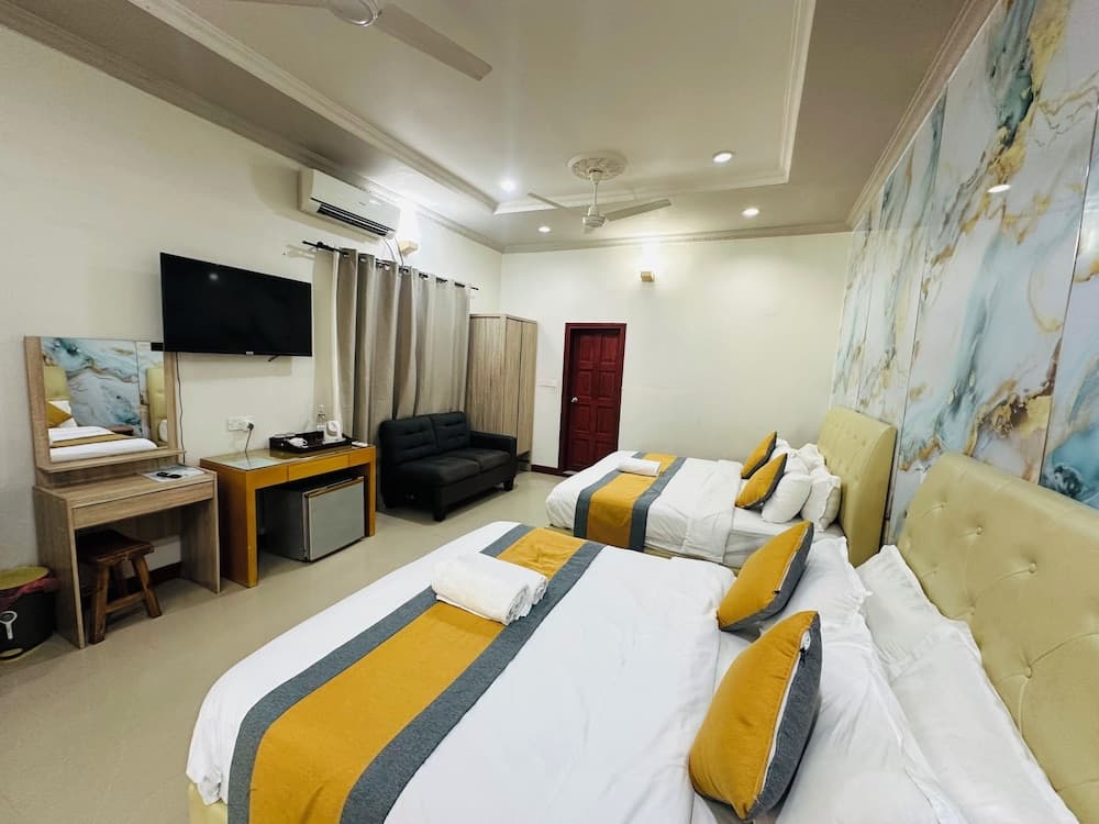 LA CASA VILLA - View 14