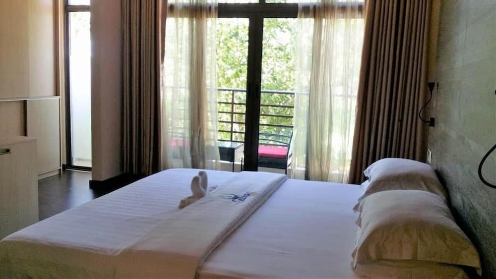 Seashore Beach Inn - View 10