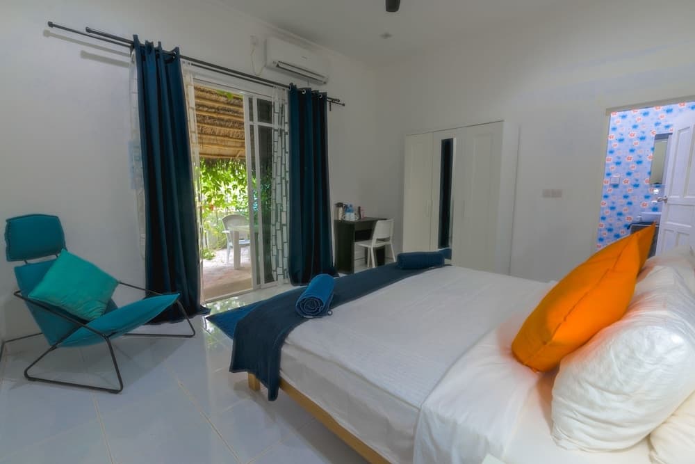 BB Island House Dhigurah - View 38