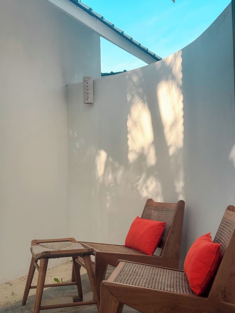 101 Retreat - View 2