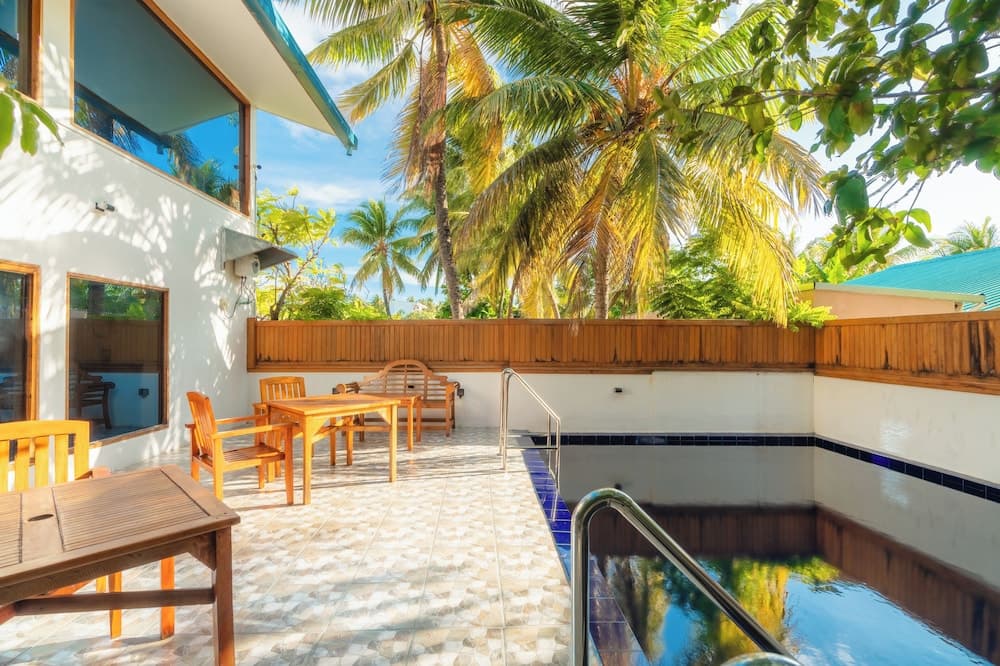 Biosphere by Hawks Hotels Kamadhoo Baa Atoll - View 1
