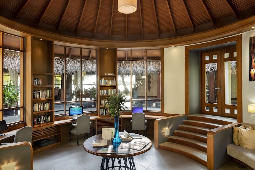 Anantara Dhigu Maldives Resort - View 64