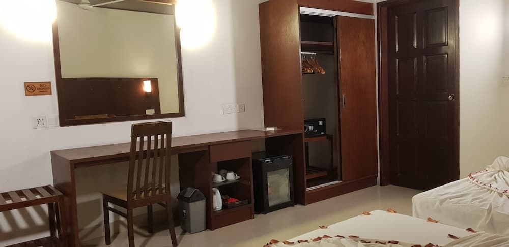 Lagoon View Maldives - View 58