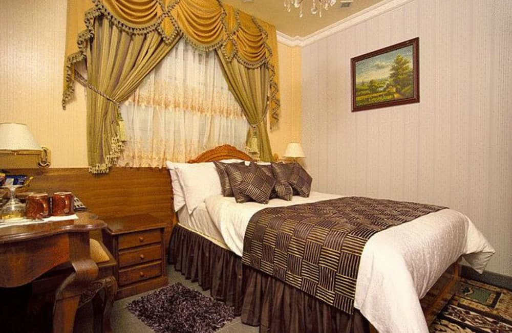Loona Hotel - View 15