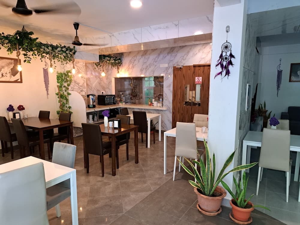 Shams Thoddoo - View 24