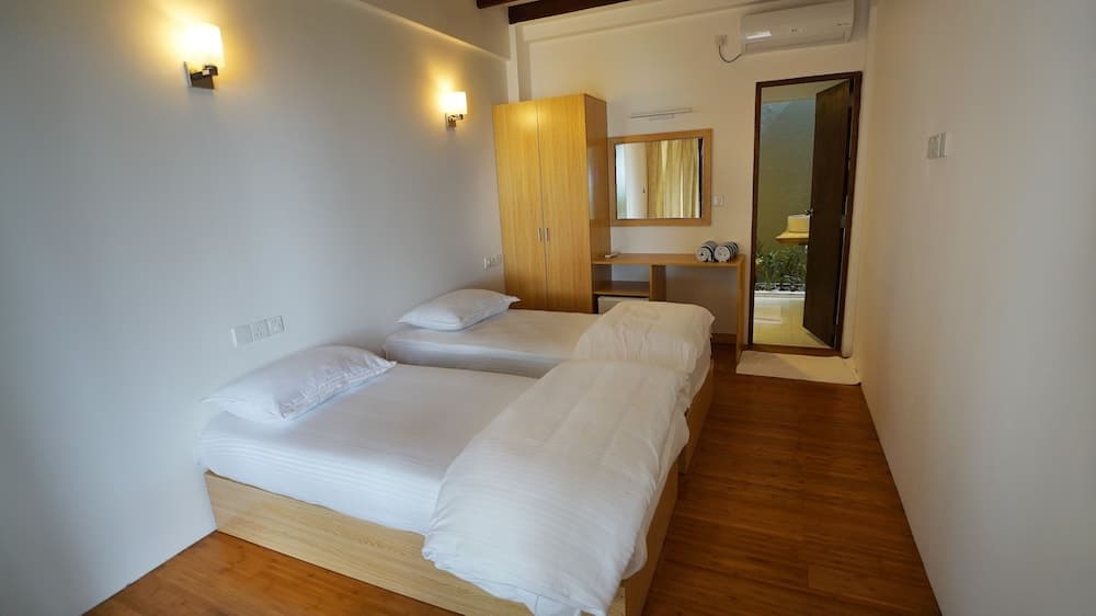 Thundi Sea View - View 35