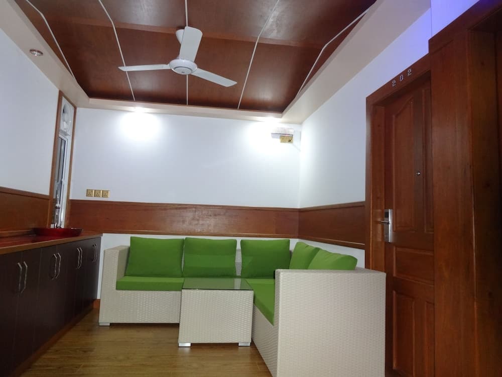 Six In One - View 25