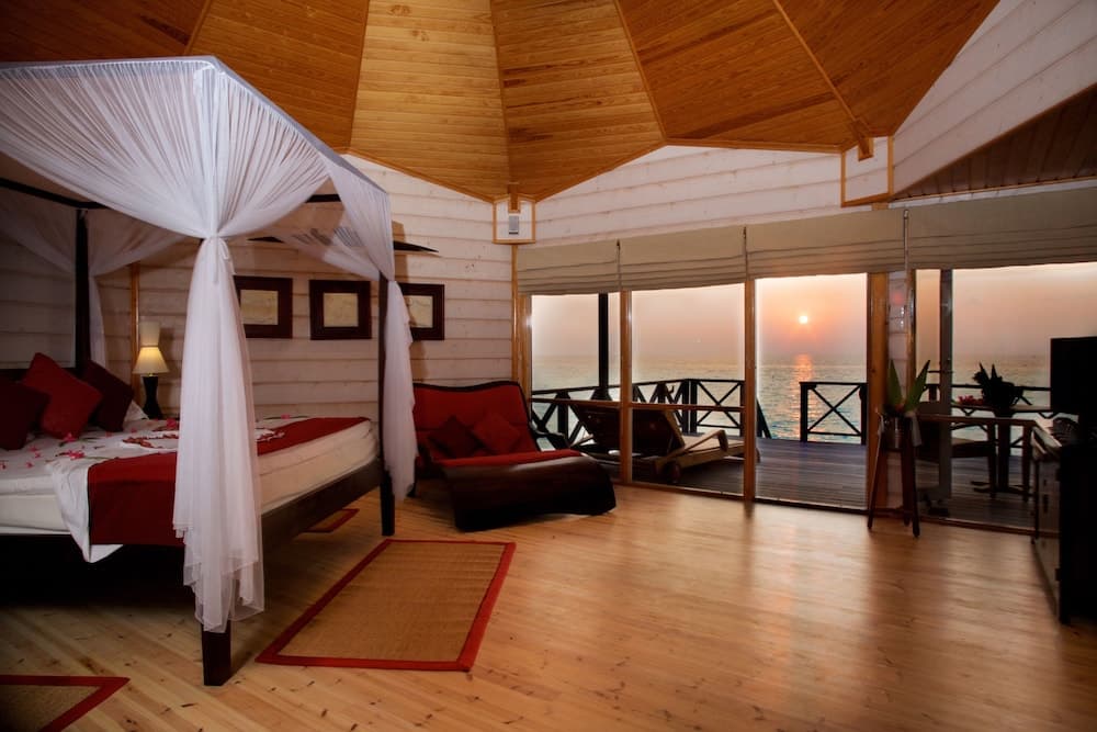 Komandoo Maldives Island Resort - View 48