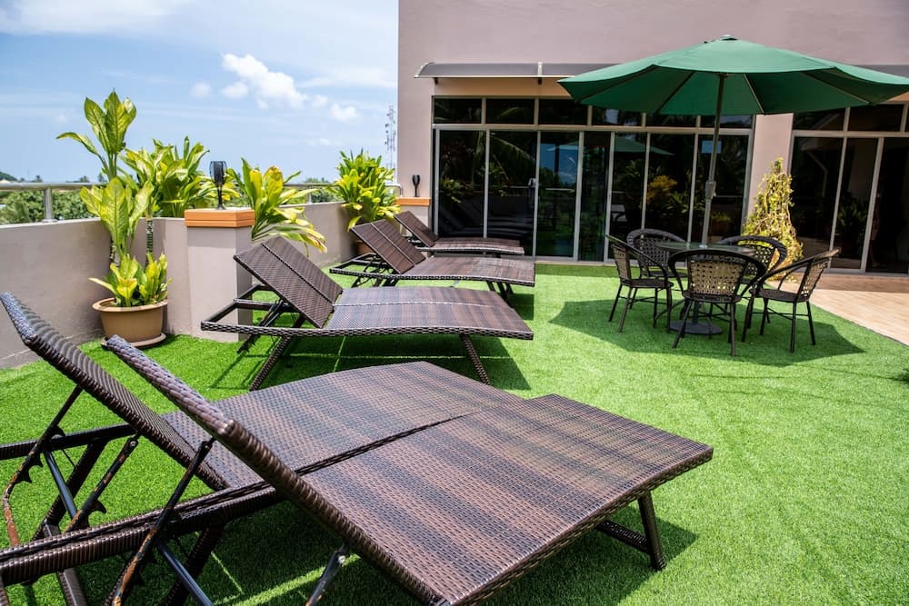 Blue Wave Guest House - View 14