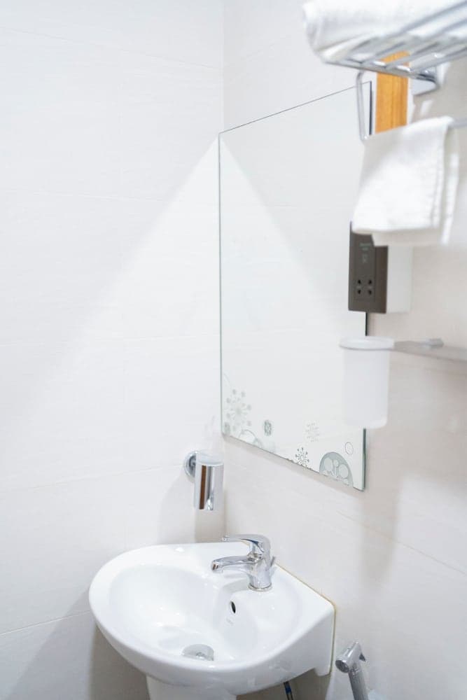 Biosphere by Hawks Hotels Kamadhoo Baa Atoll - View 37