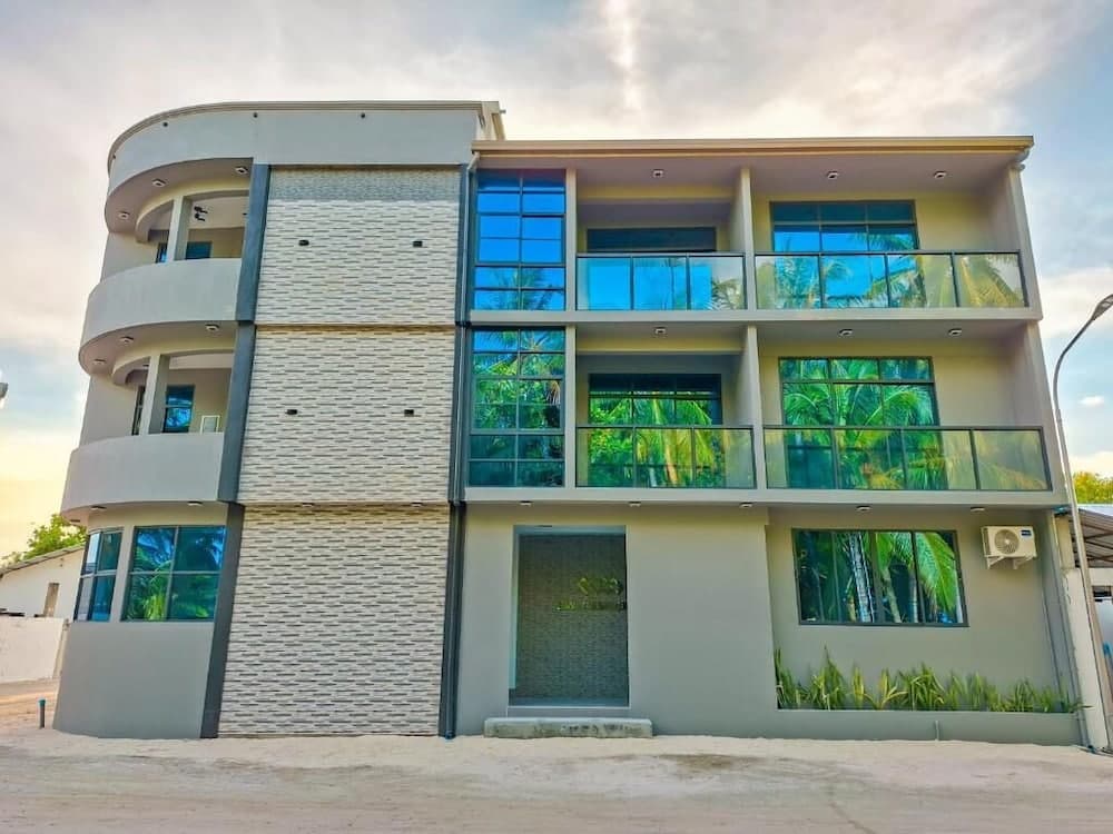 Moro SW Laamu - View 1