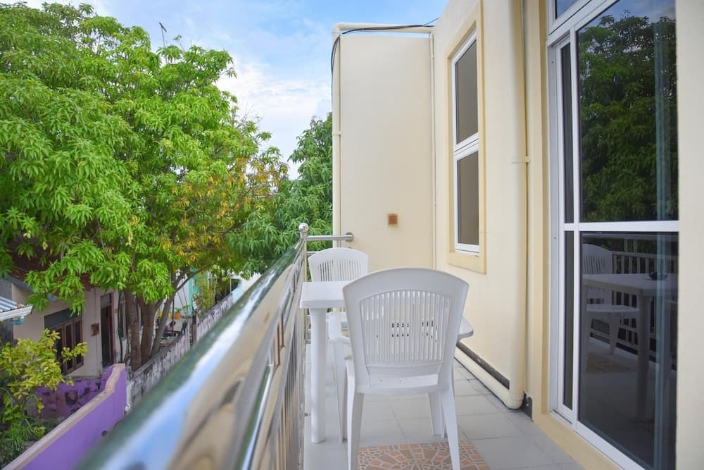 Nalaveshi Inn, Huraa - View 22