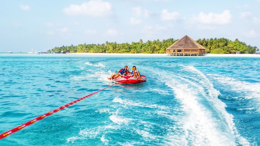 Dhiffushi White Sand Beach Hotel - View 14