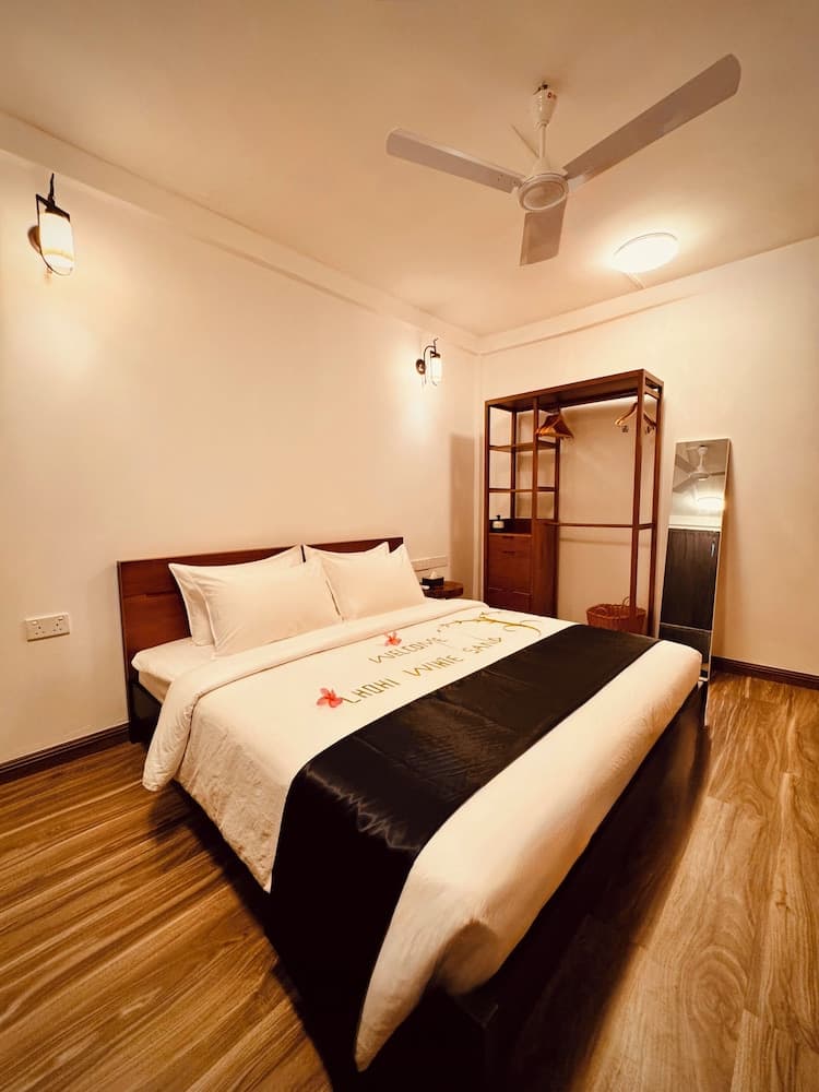 Lhohi White Sand - View 5