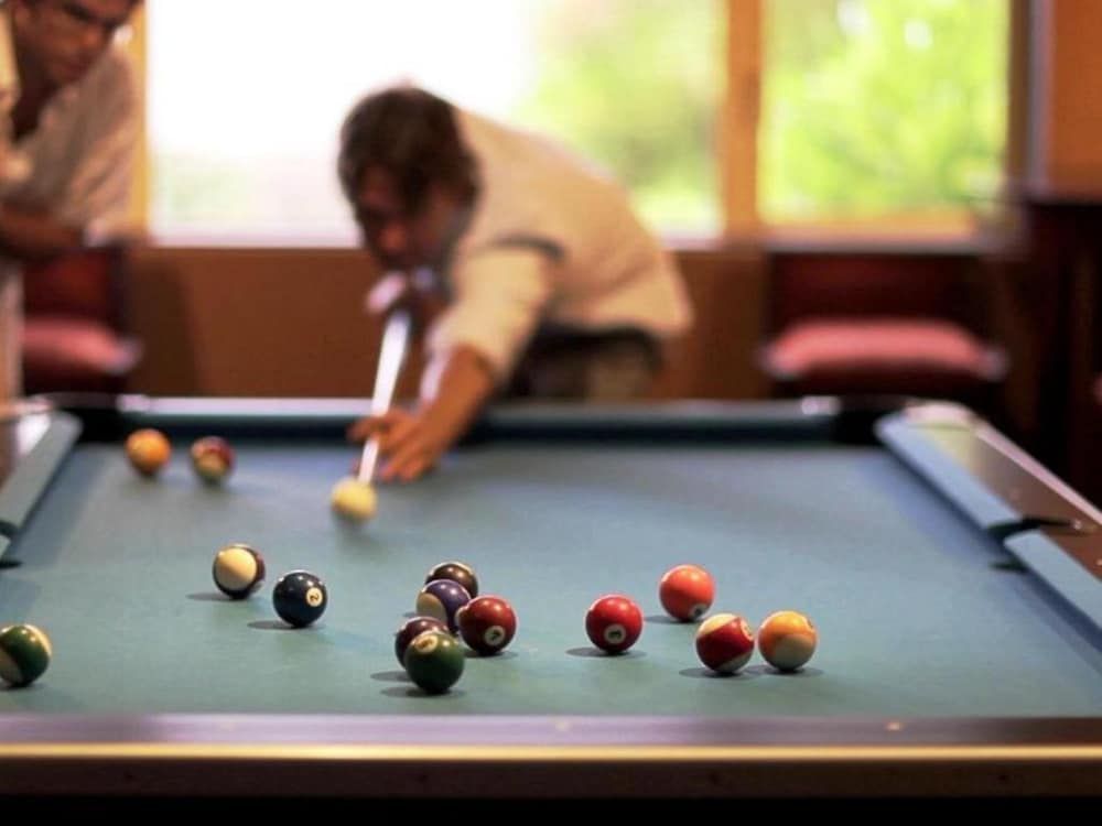 Hulhule Island Hotel - View 20