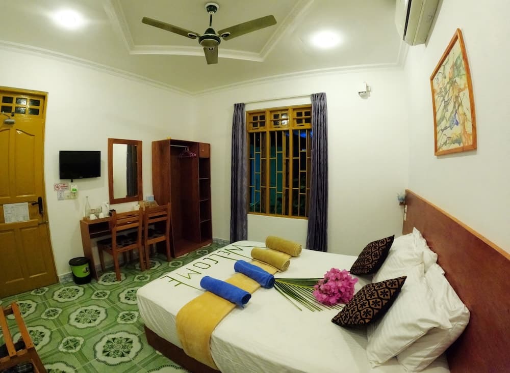 Adroit Beach Inn - View 192