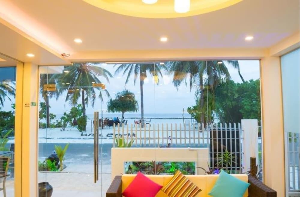 Whiteharp Beach Inn - View 25