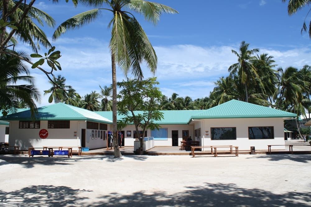 Vilamendhoo Island Resort & Spa - View 21