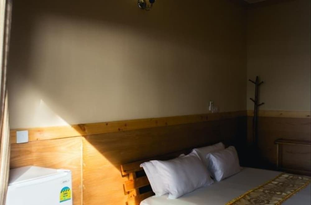 Holiday Lodge - View 10