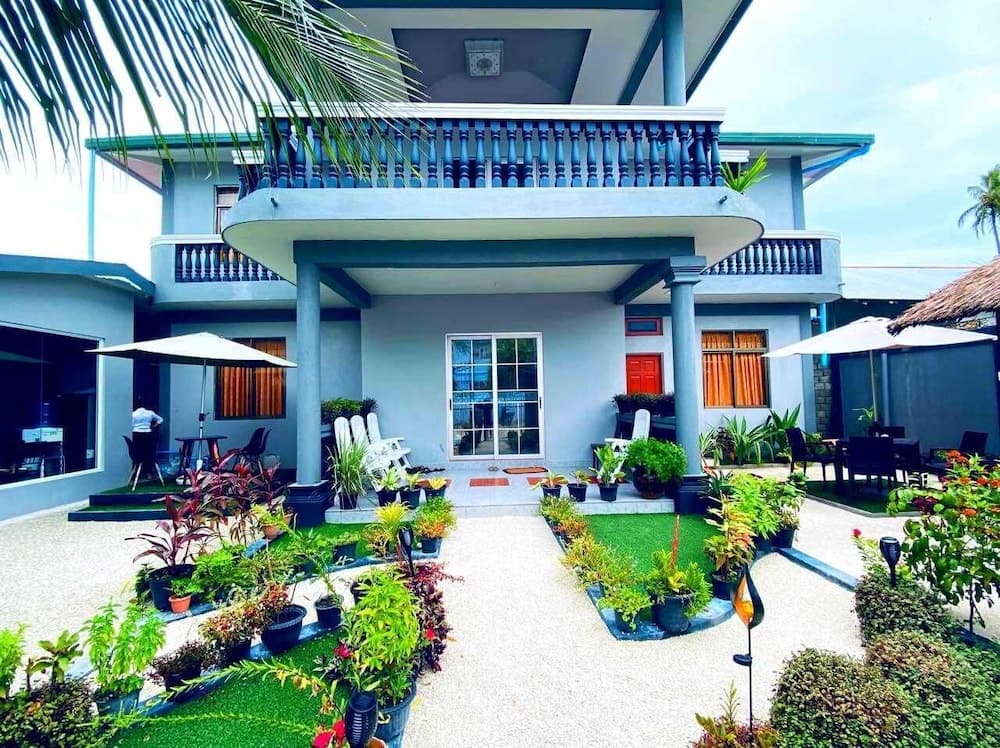 Ekefaru Inn - View 1