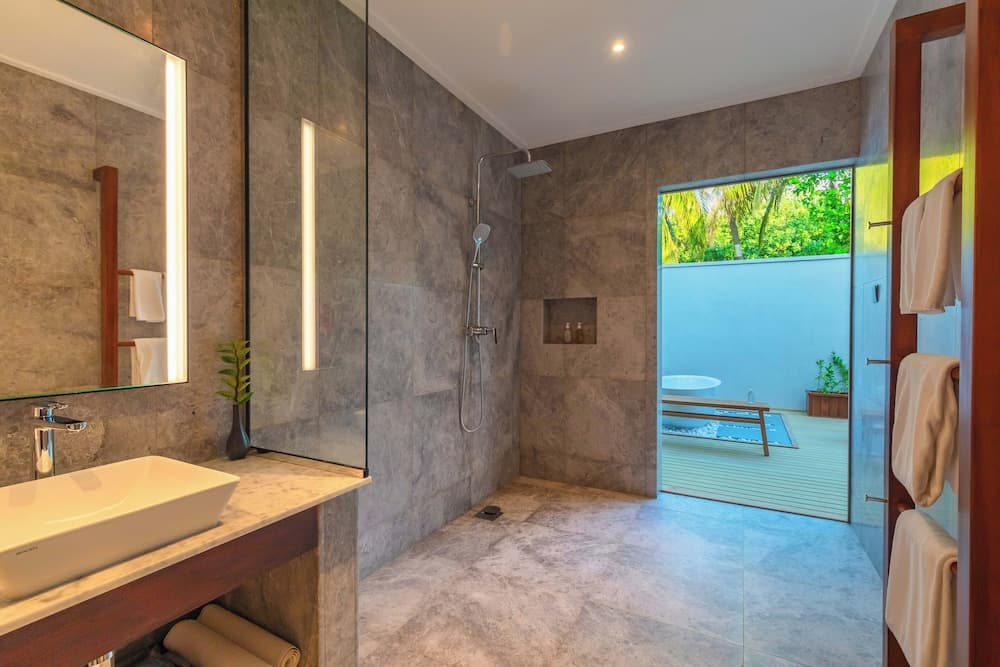 Meeru Maldives Resort Island - View 59