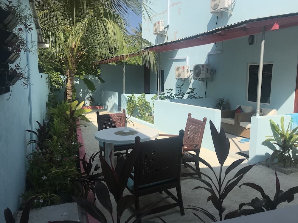 Surf Retreat - View 14