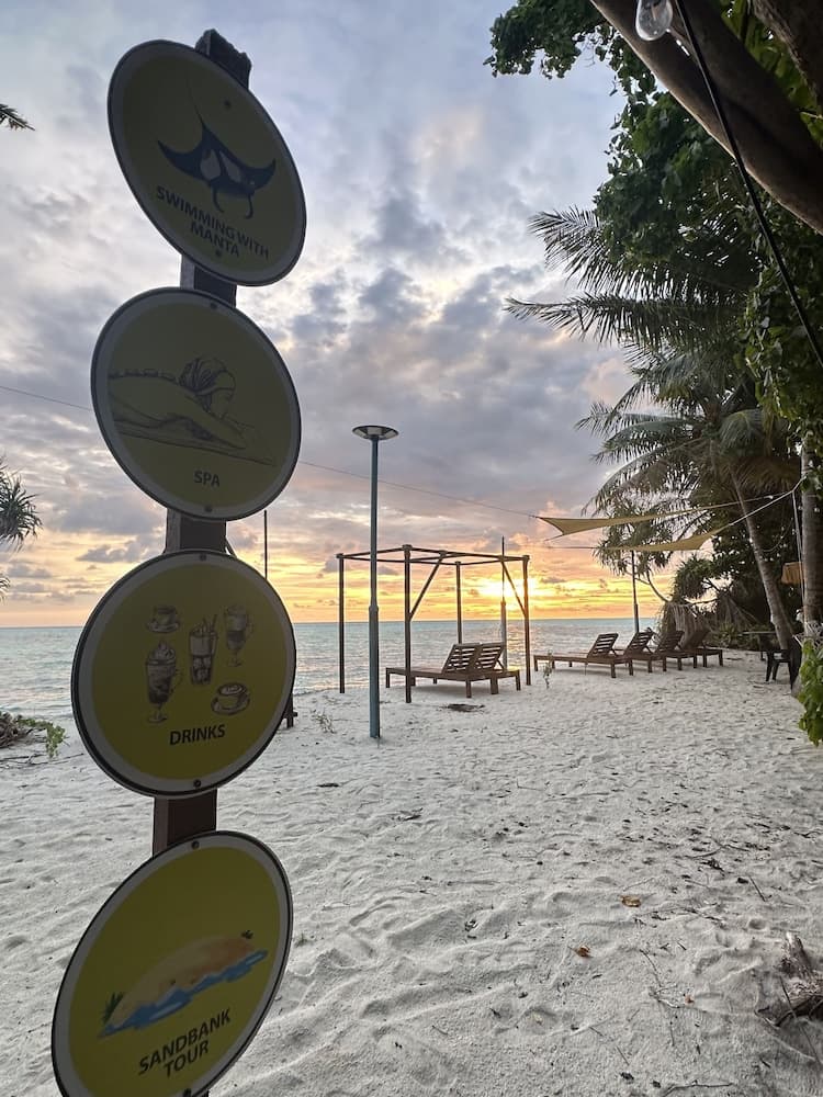 Atholhu Residence - View 13