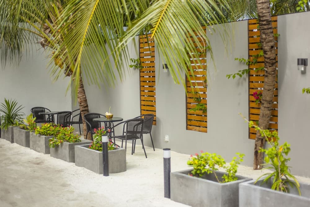 Island Scuba Inn - View 4