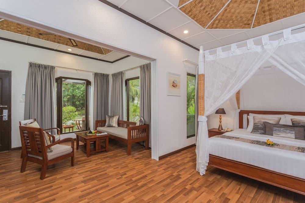 Bandos Maldives - View 99
