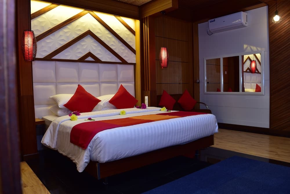 Millennium Island Residence - View 6