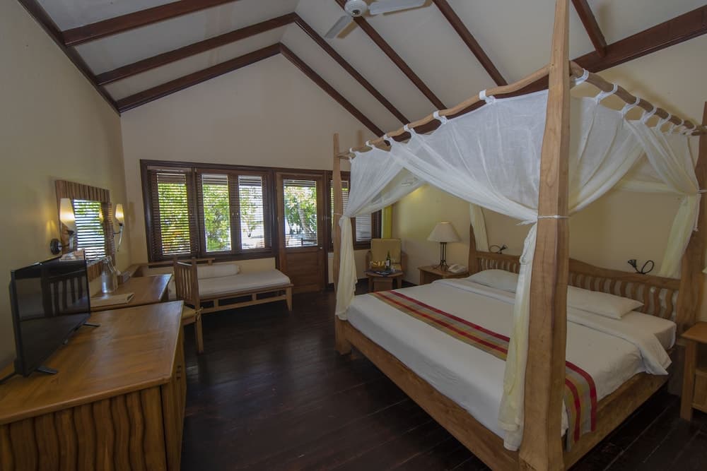 Filitheyo Island Resort - View 65