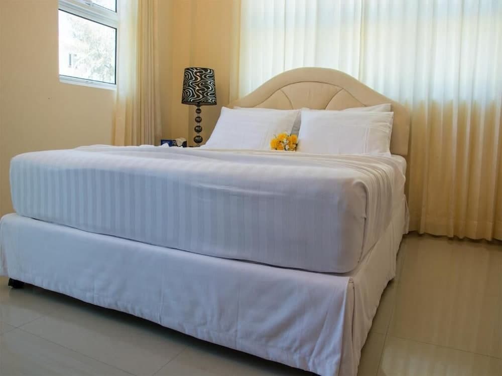 BEACH PALACE HOTEL - View 18