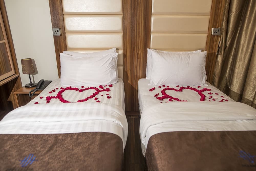 Dreams Grand - View 2