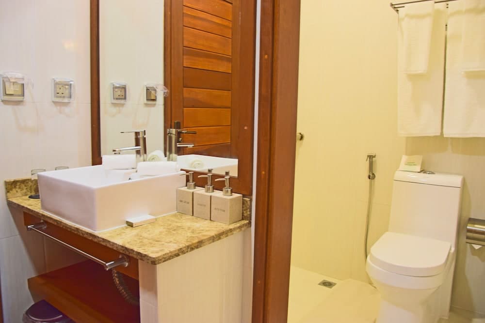 Araamu Hotels Maldives - View 60