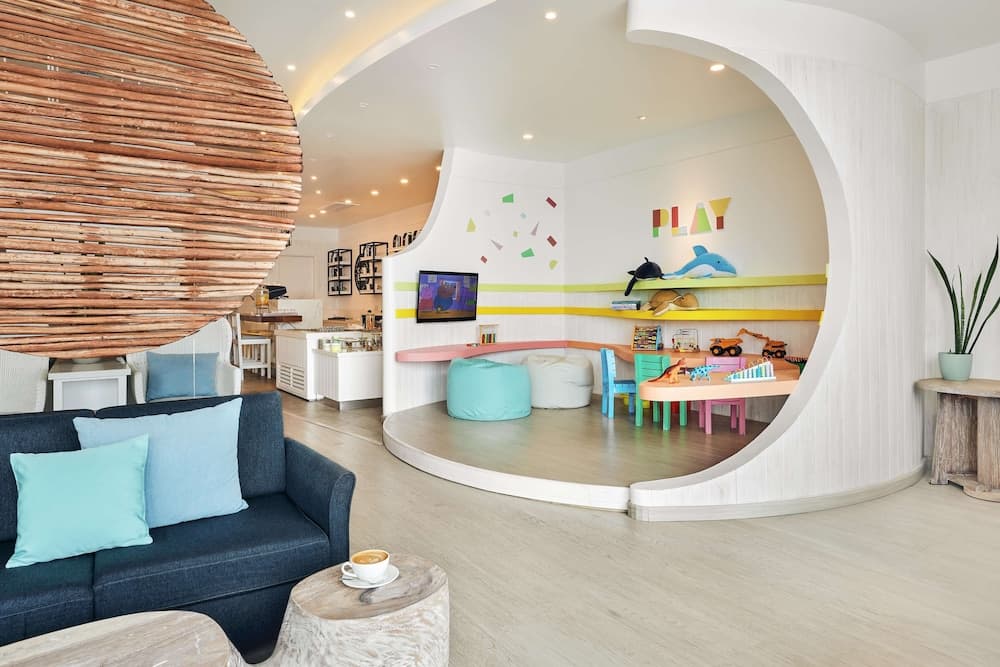 LUX* South Ari Atoll - View 5