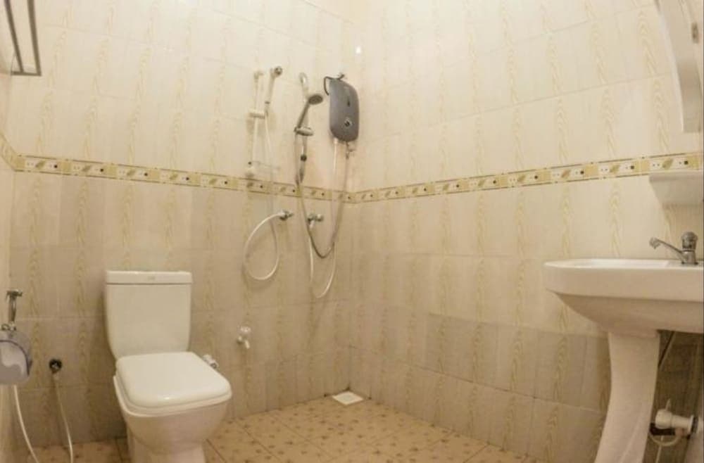 Holiday Lodge - View 18