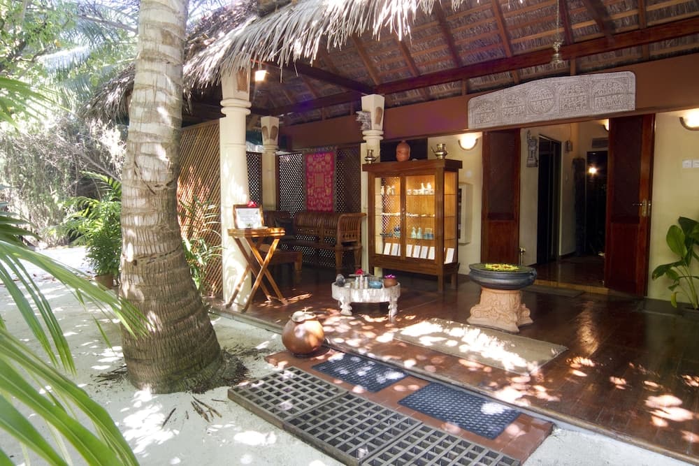 Embudu Village - View 15