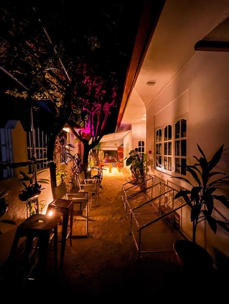 Bahaaru Villa Surf and Stay - View 28