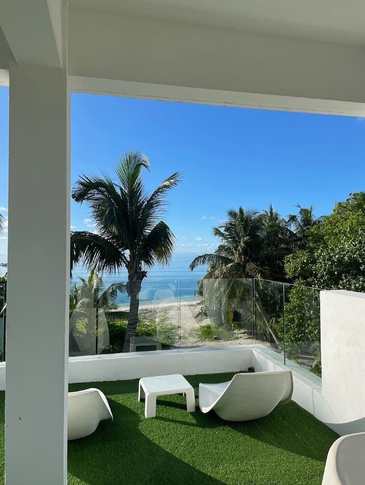 EQ Surf Retreat - View 33