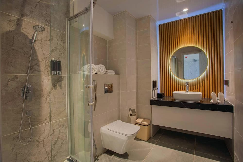 Beach Hotel Guraidhoo - View 15