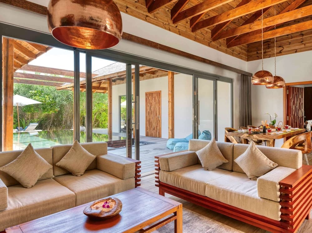 Kuredhivaru Resort & Spa Maldives - View 15