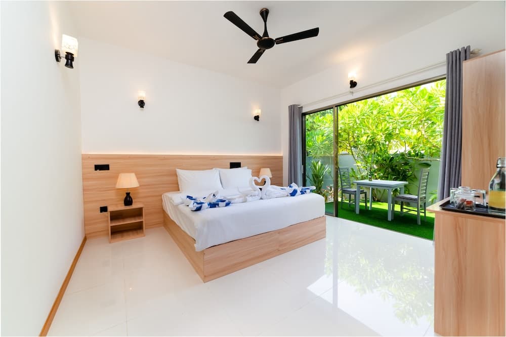 La Solara Villa - View 2