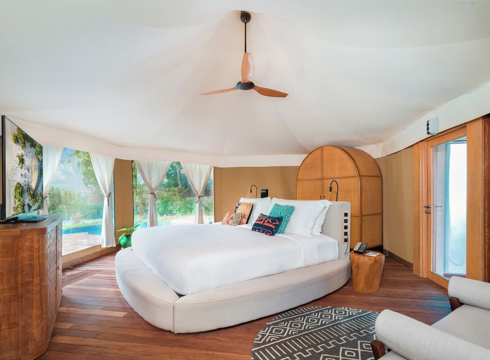 Sirru Fen Fushi Private Lagoon Resort - View 45