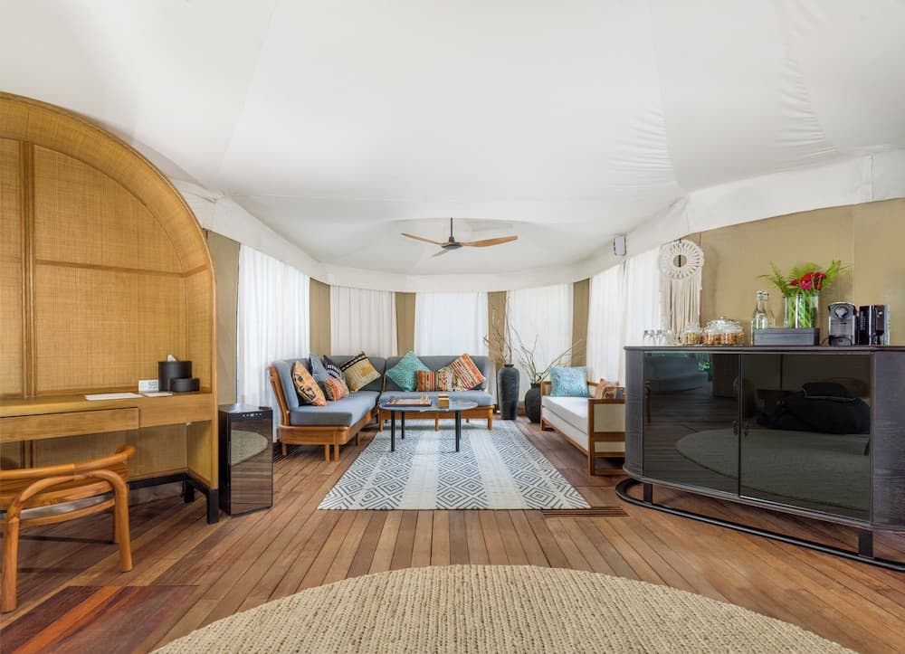 Sirru Fen Fushi Private Lagoon Resort - View 51