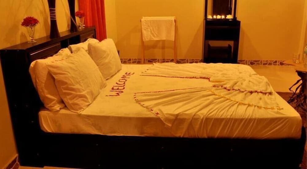 Island Cottage - View 13